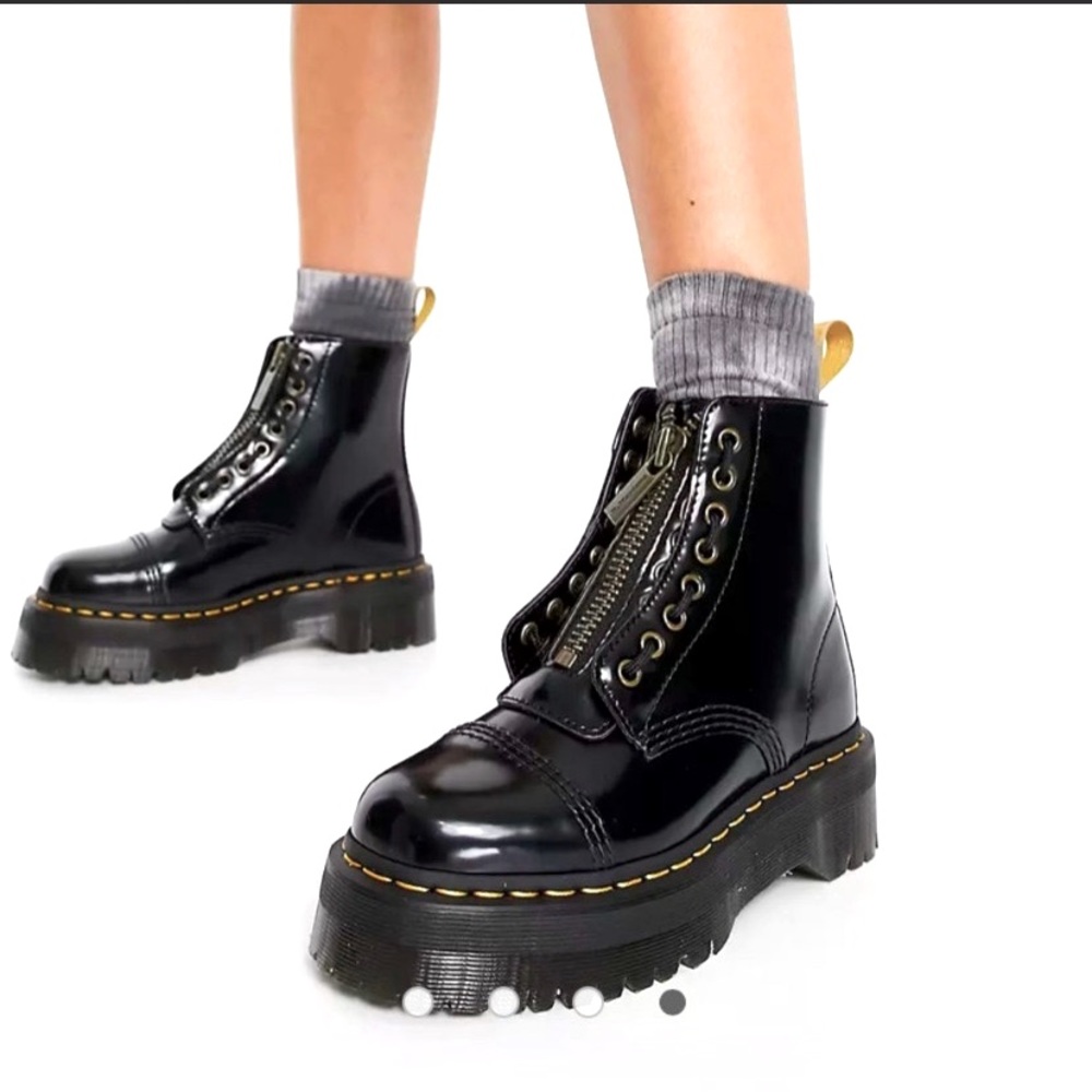 Dr Martens Vegan Sinclair Platform Boots